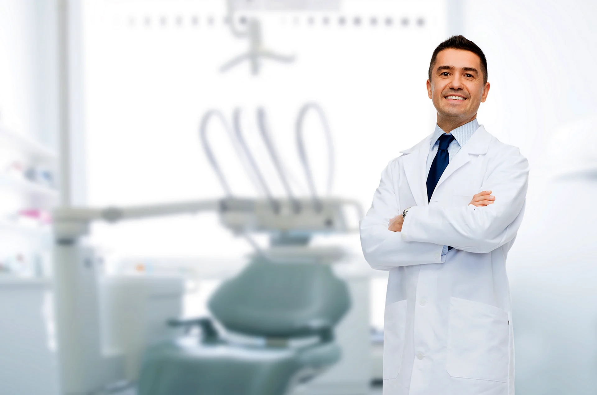Стоматолог мужчина