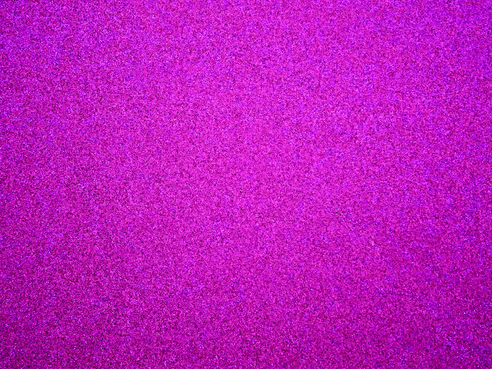 Светло пурпурный