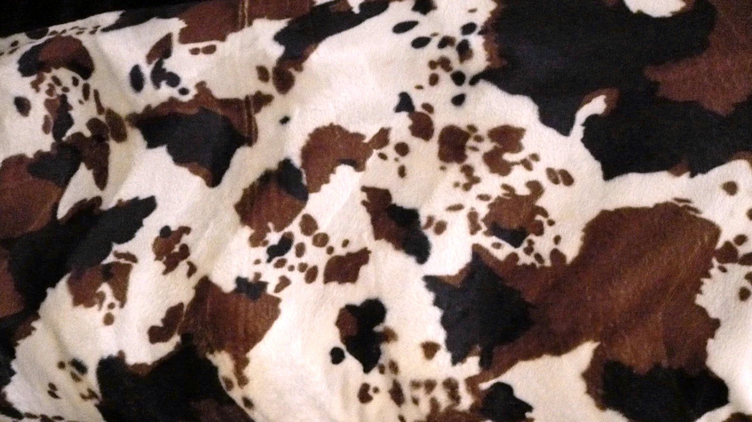 Ткань шкура коровы мебельная