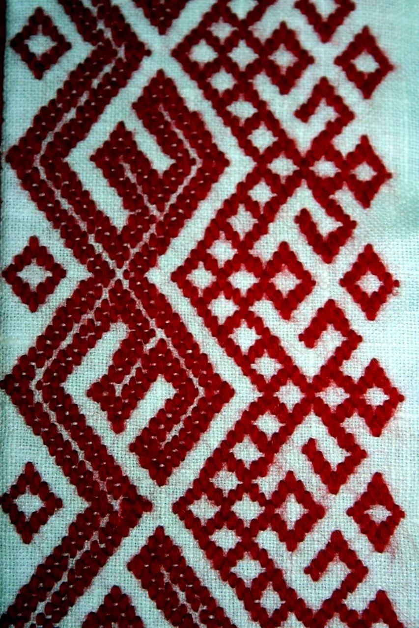 Традиционная Марийская вышивка