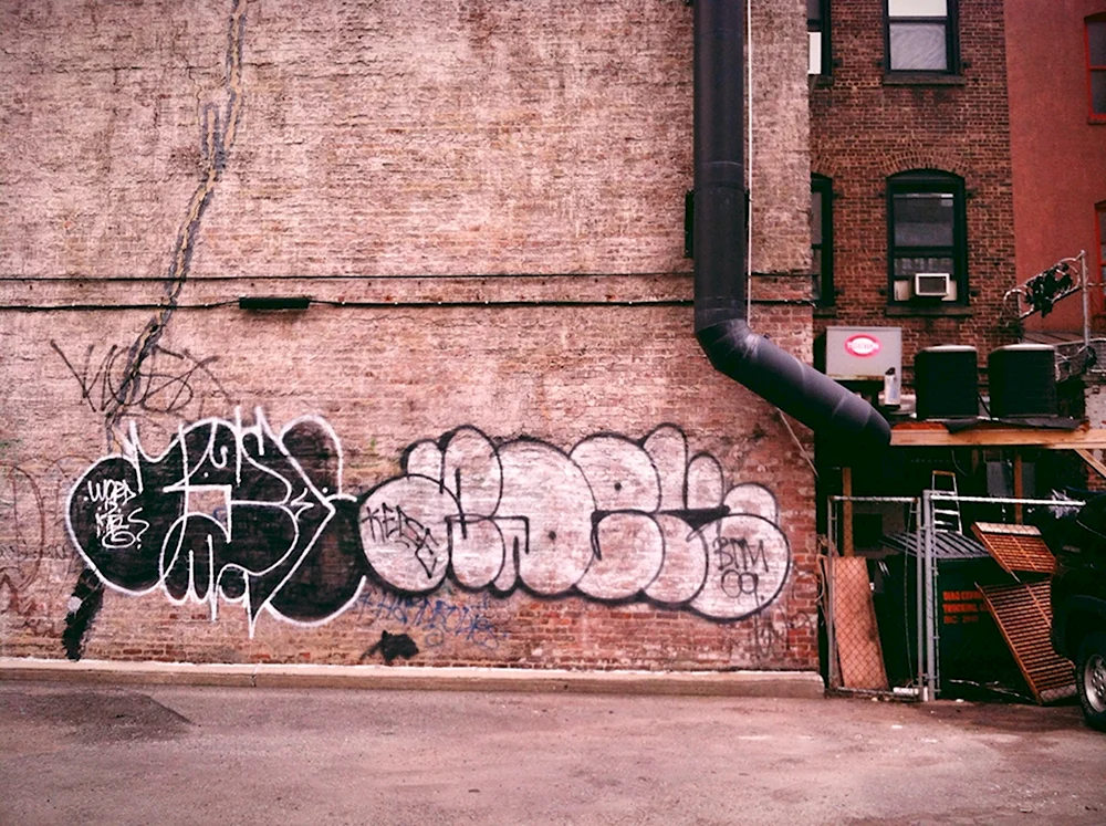 Уличное граффити Нью Йорк