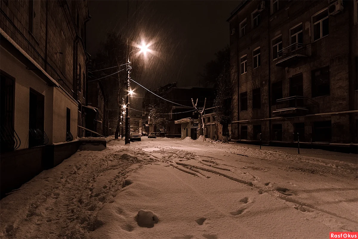 Улицы России зимой ночью