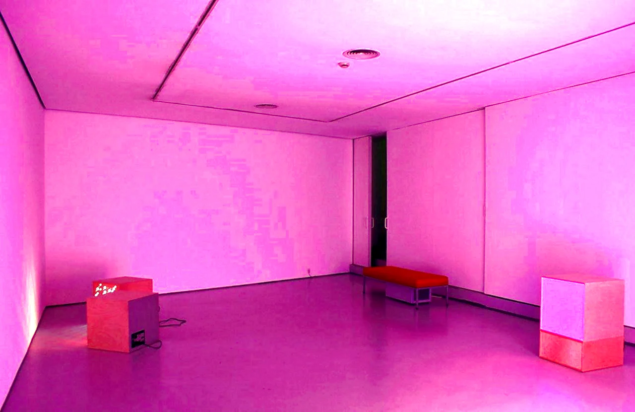 Ультрафиолетовая комната