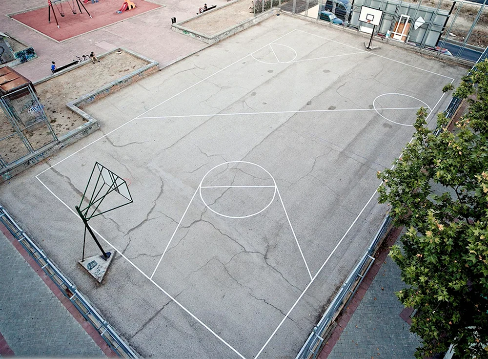 Урбан баскетбольная площадка