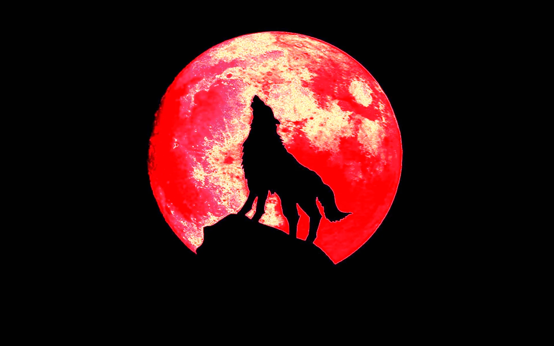 Волк и красная Луна