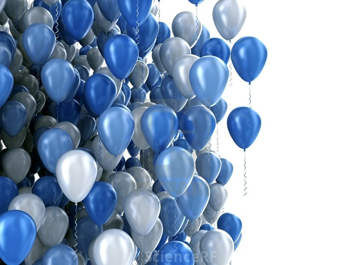 Воздушные шарики на синем фоне
