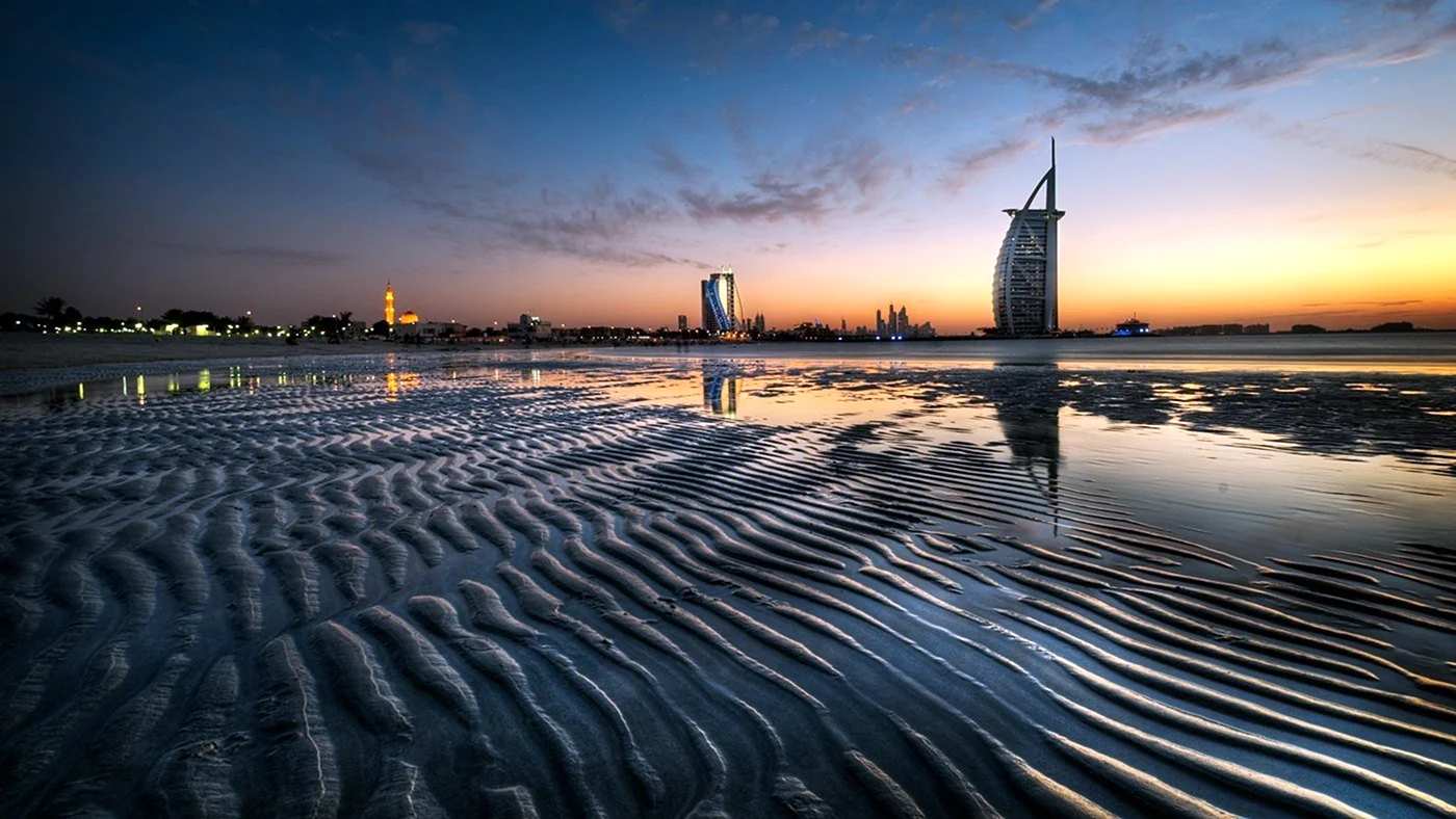 Закат на море Дубай