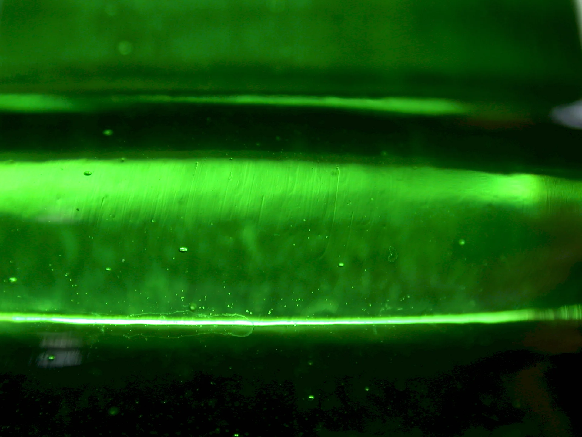 Зеленые стекла